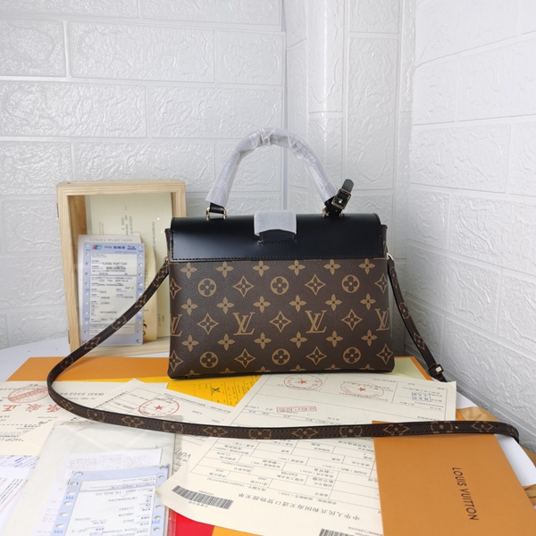 ルイヴィトンバッグ背面デザイン